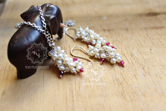 Pearl cluster pendent-earring set with chain