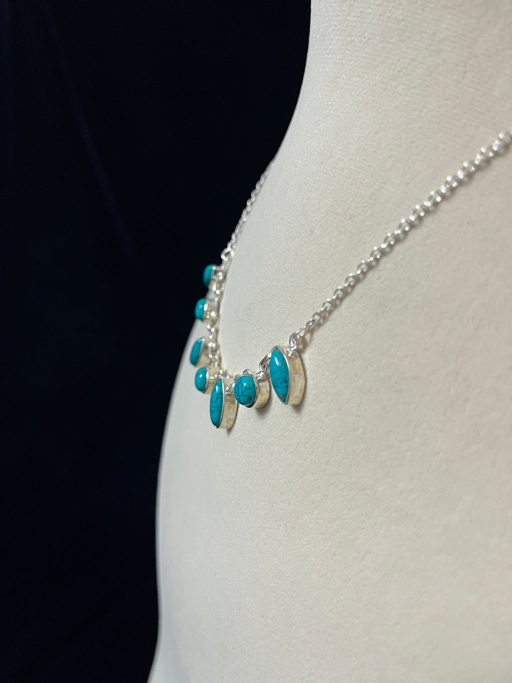 Turquoise lightweight necklace set