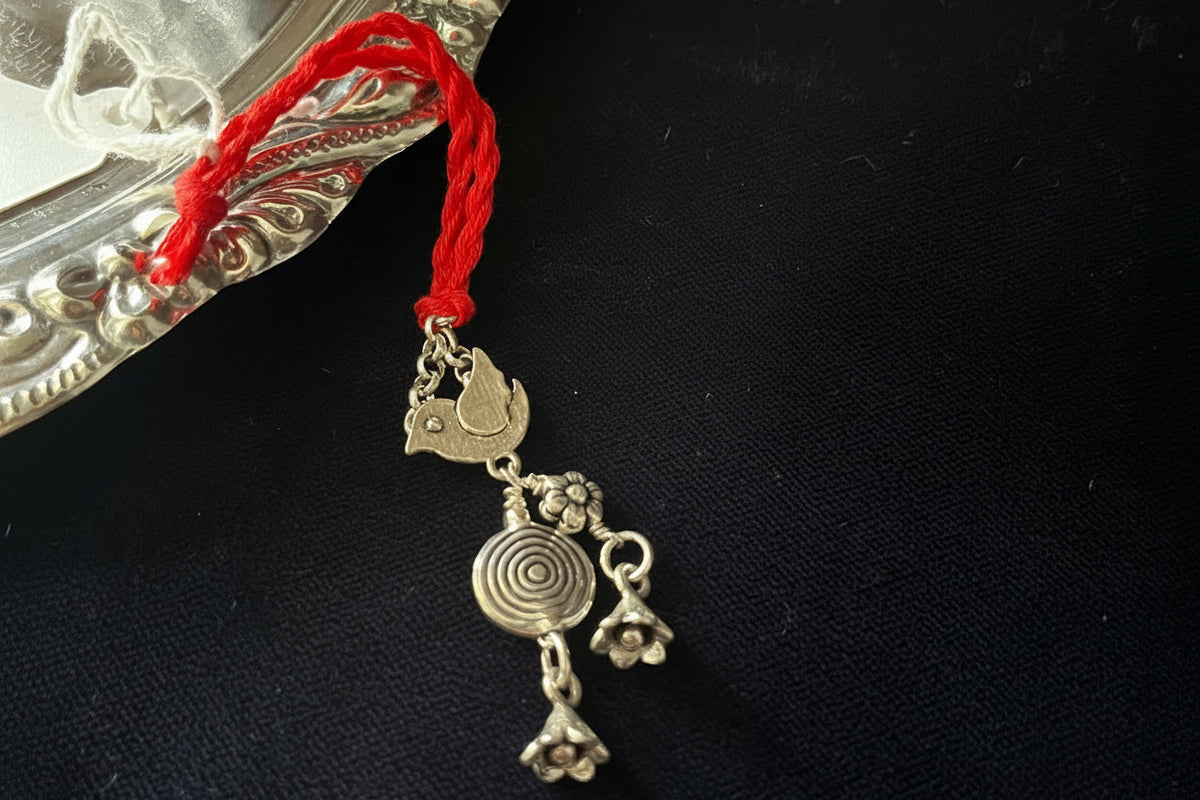 Azad Floral Parinda Lumba Rakhi