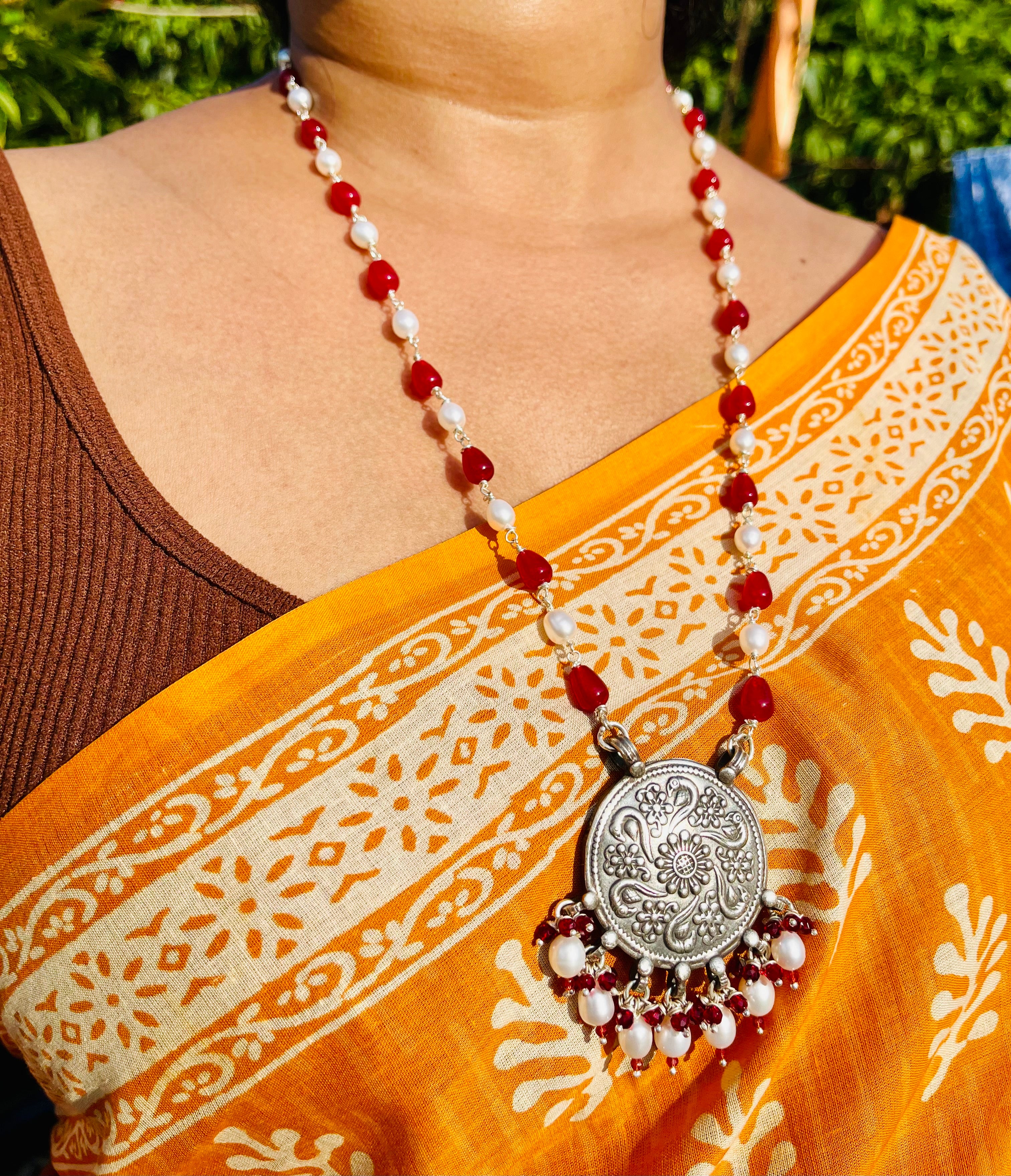 Pearl Drop Red White Necklace
