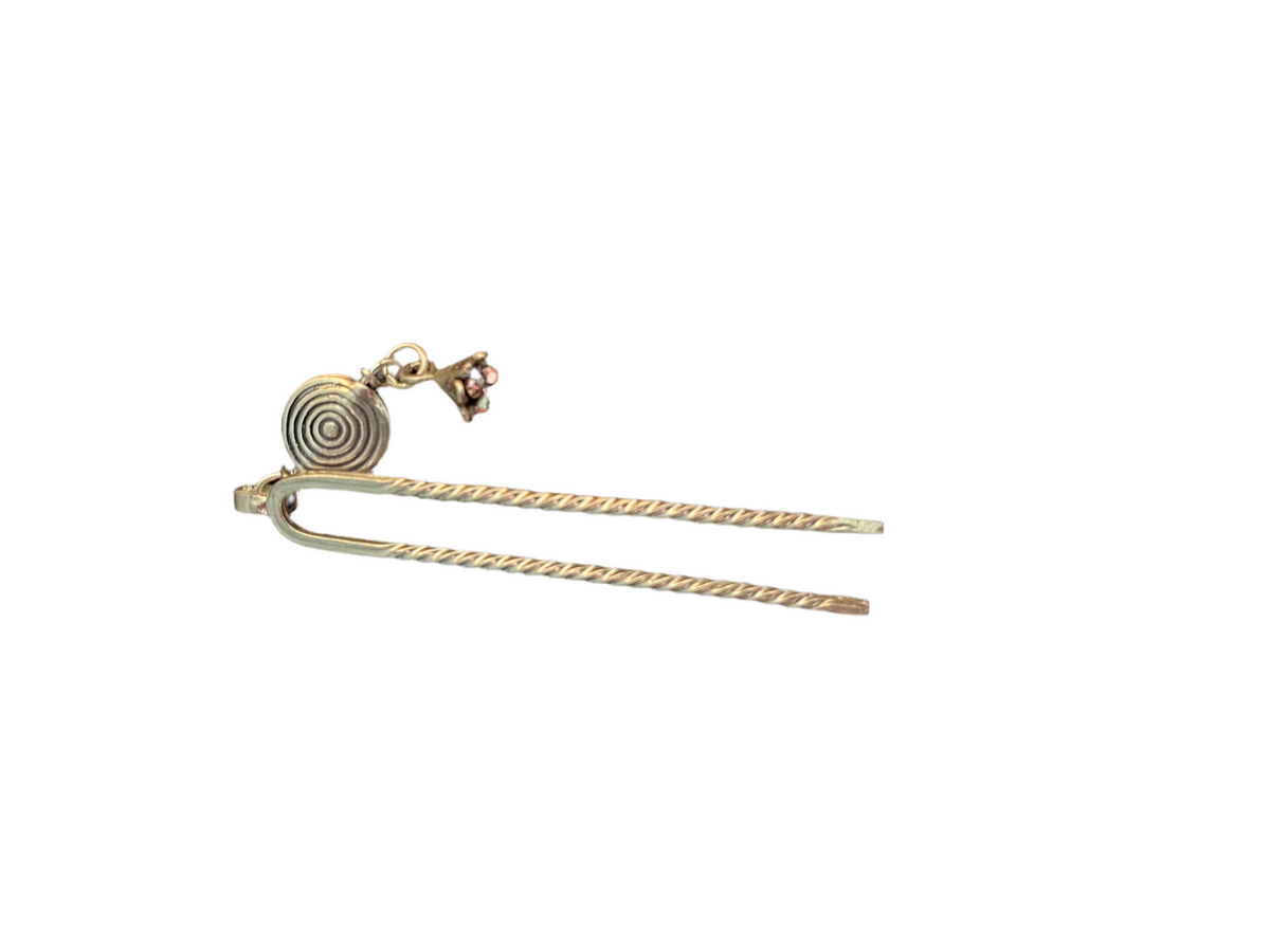 Flower Hanging Spiral Juda Pin