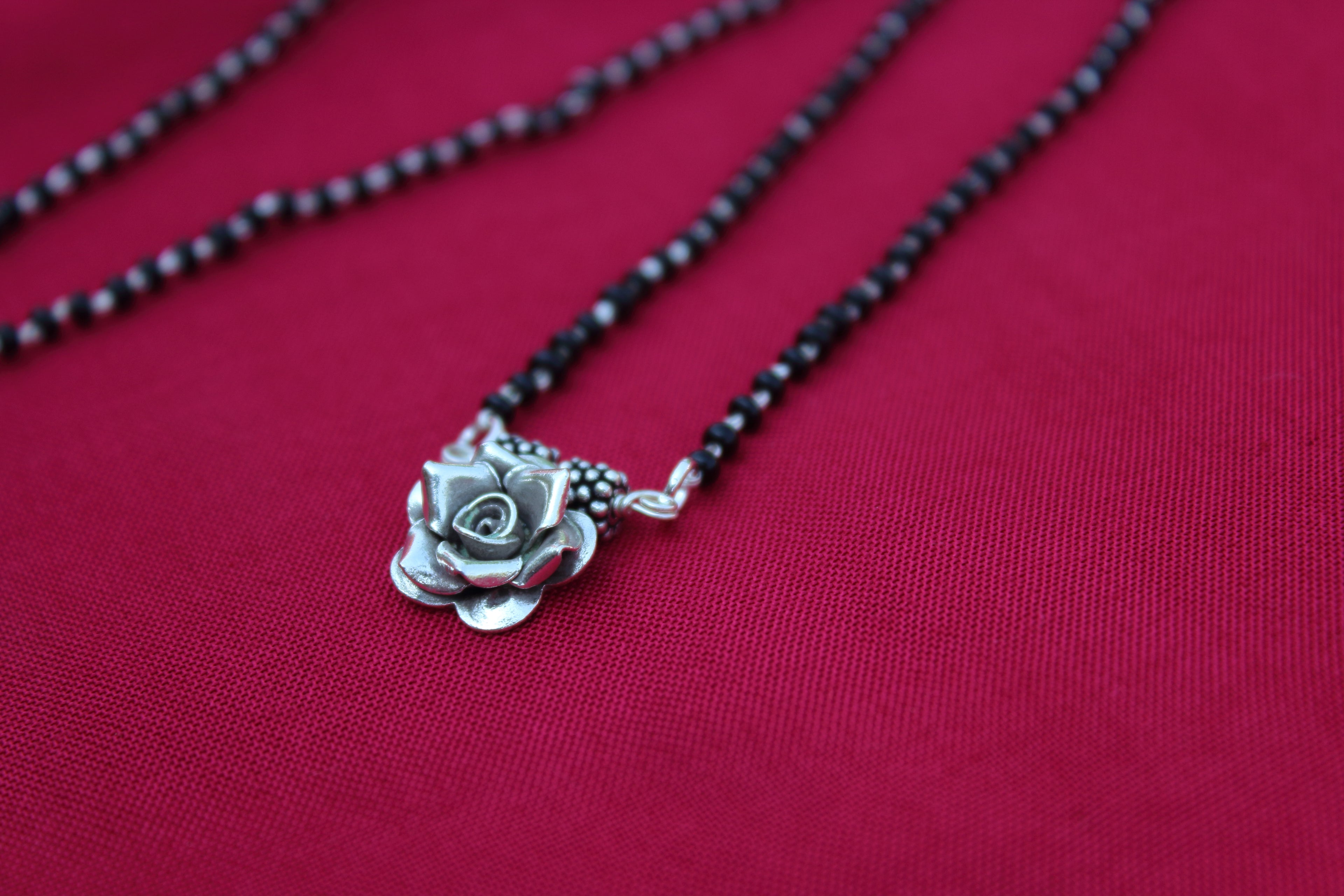 3D Bloom Rose Mangalsutra