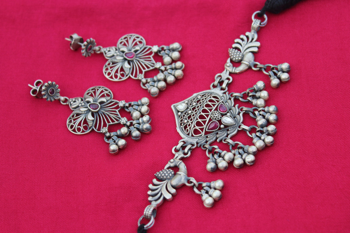 Intricate Jadau Ghungroo Choker Set