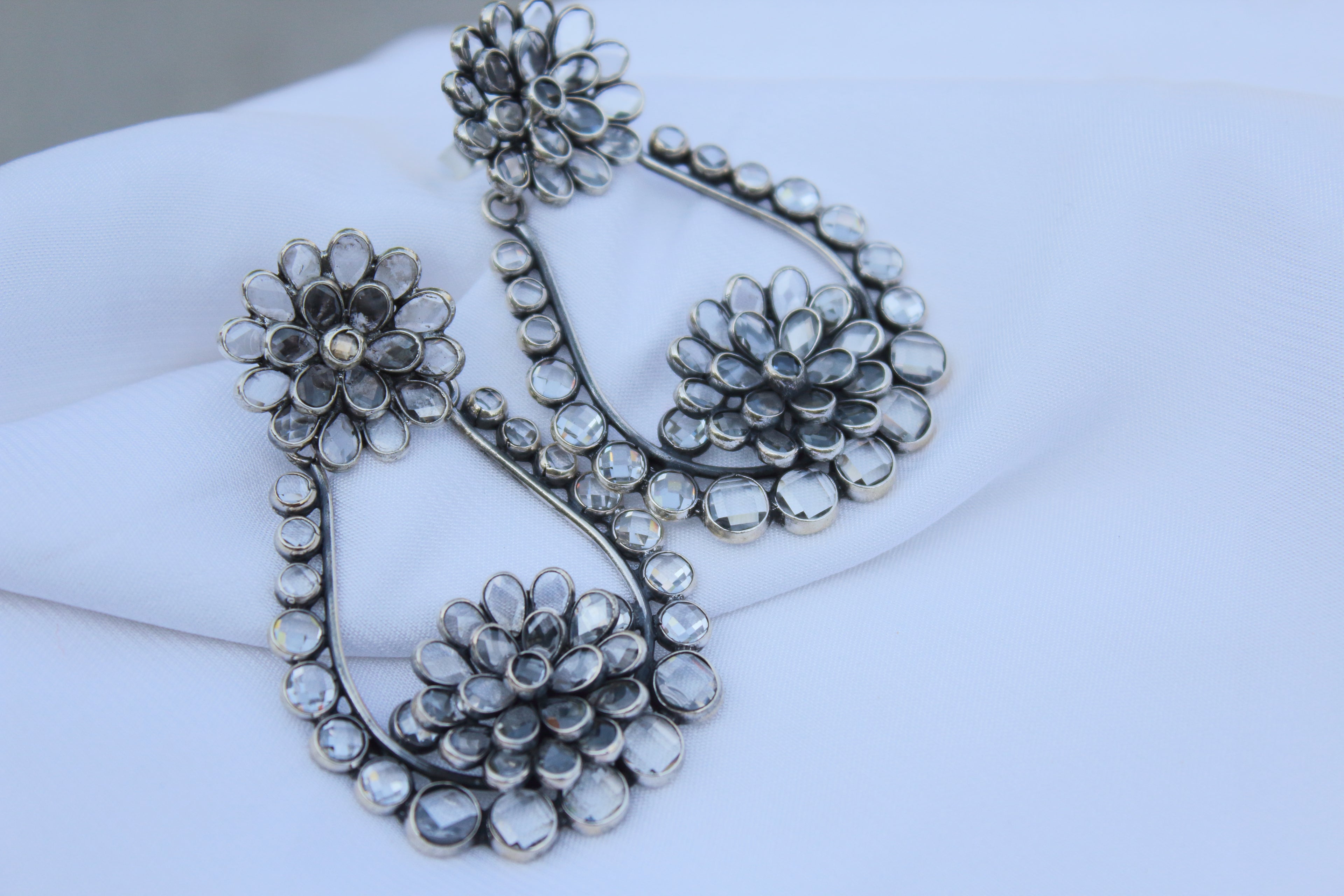 Detailed Polki Flower Bloom Earring