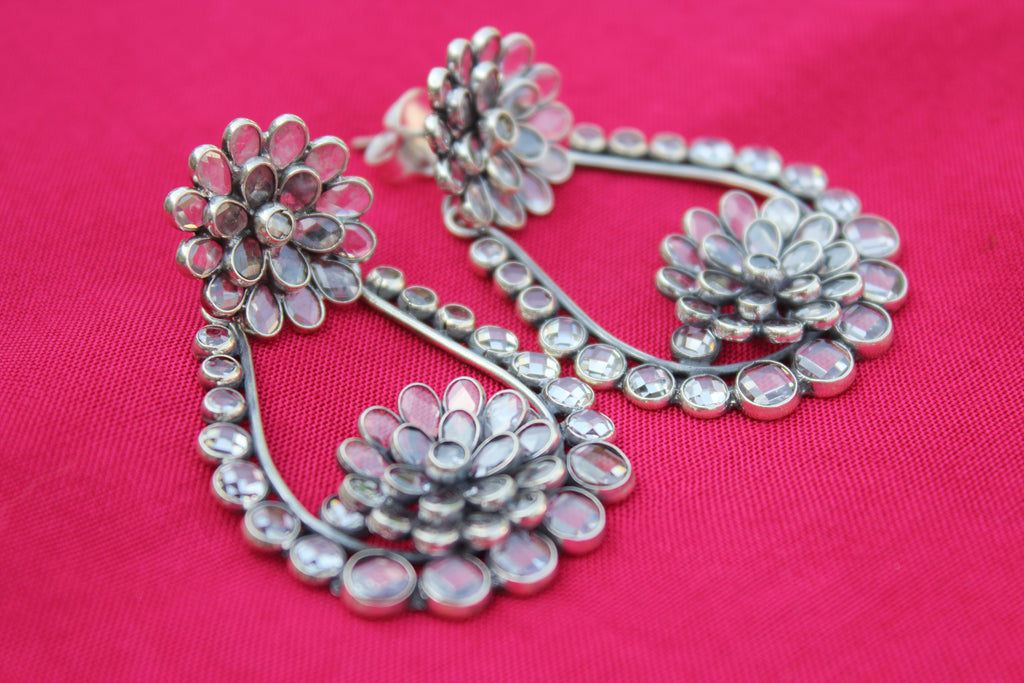Detailed Polki Flower Bloom Earring