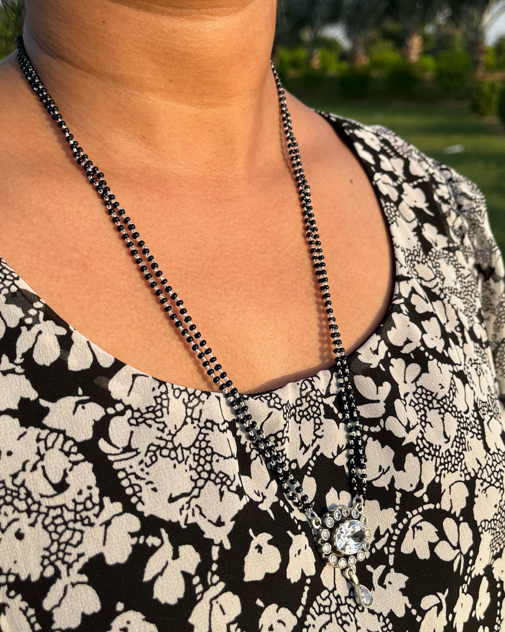 Cut Stone Oval Shape Dual Line Mangalsutra