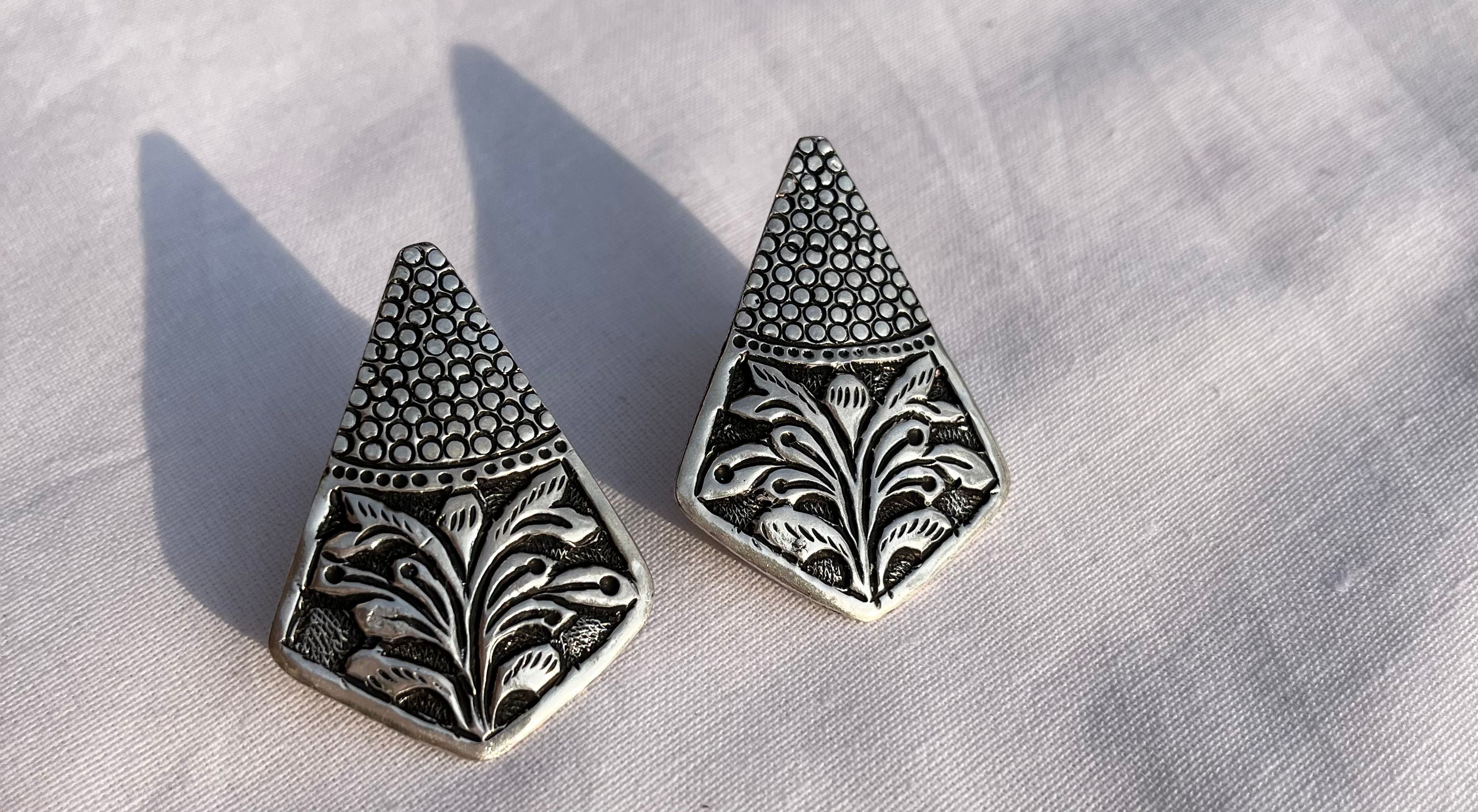 Kite Shape Stud Earring