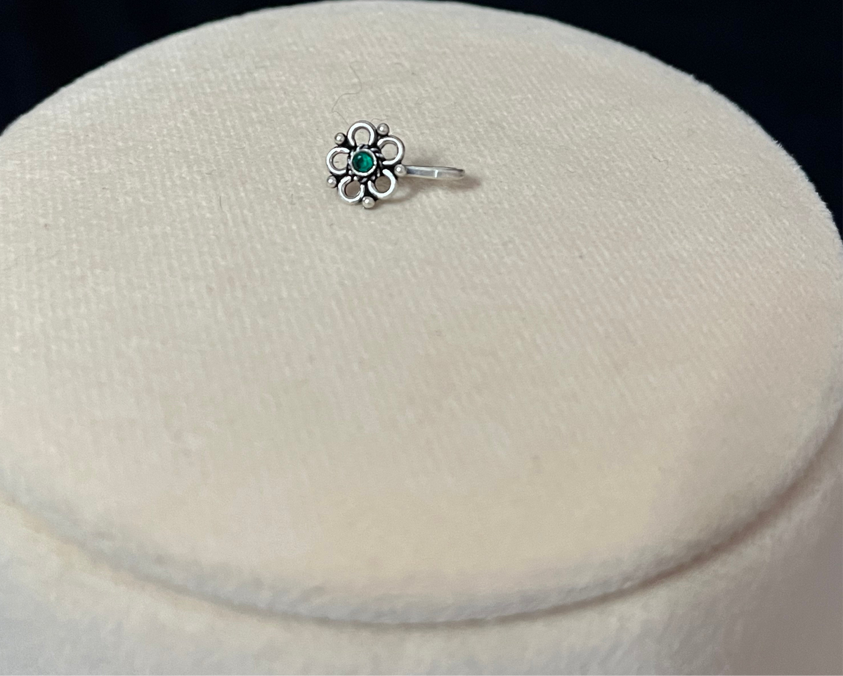 Floral Clip on Nose Pin