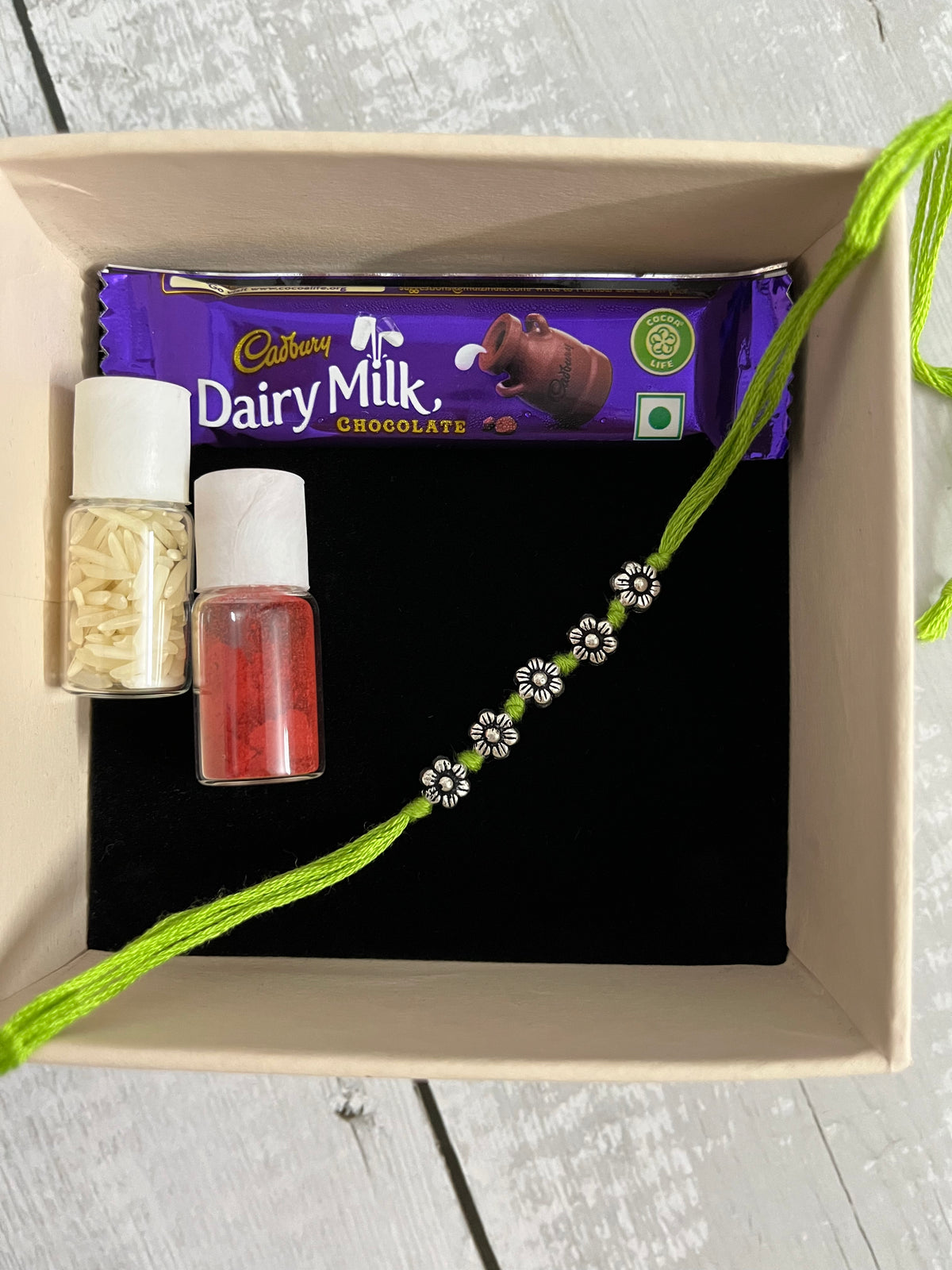 Floral Ganthan Rakhi
