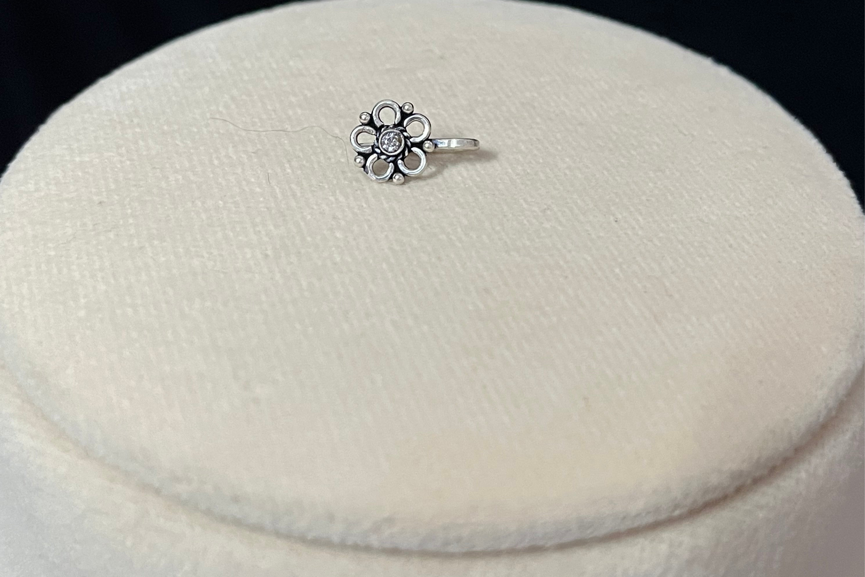 Floral Clip on Nose Pin