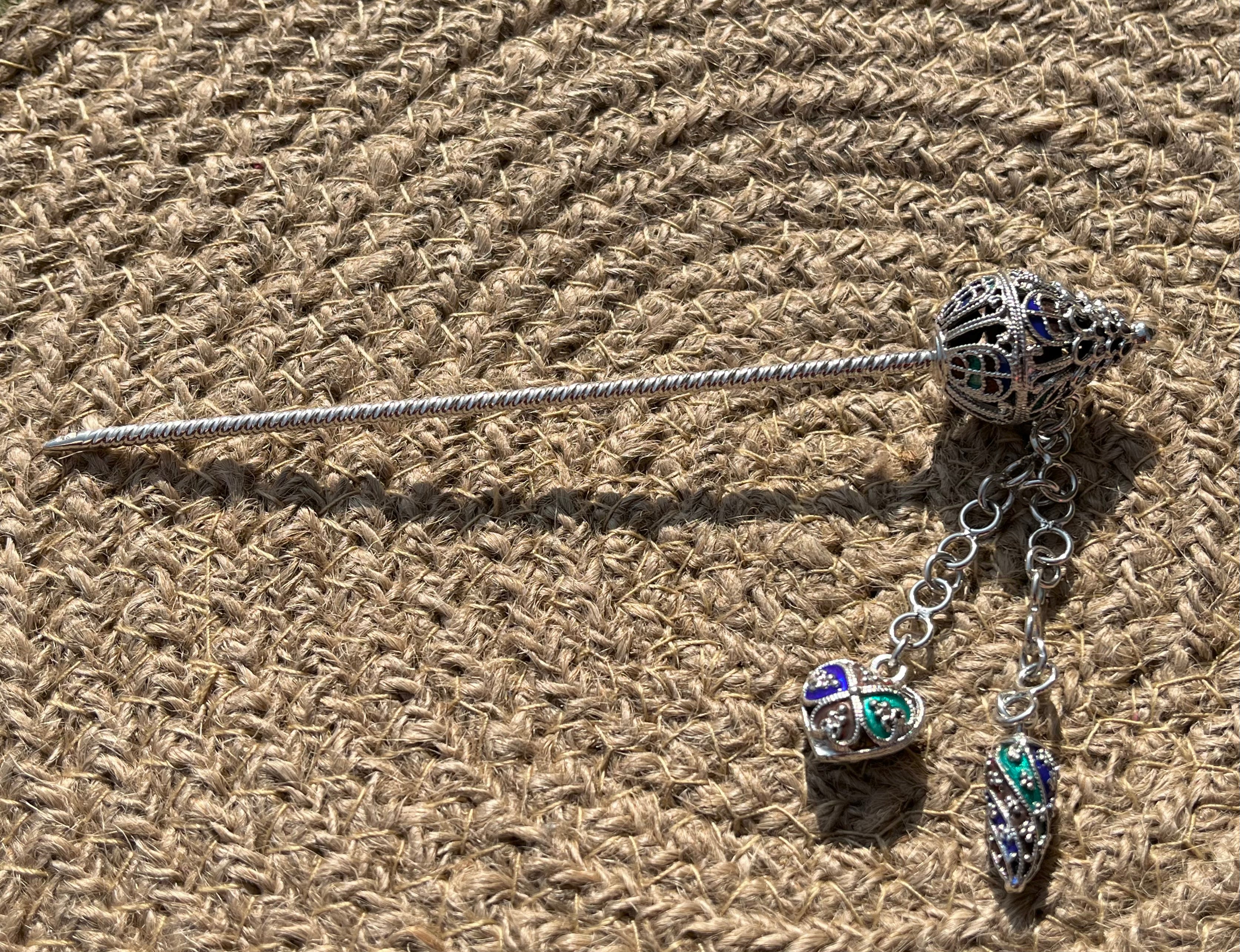 Detailed Enamel Filigree Juda Pin