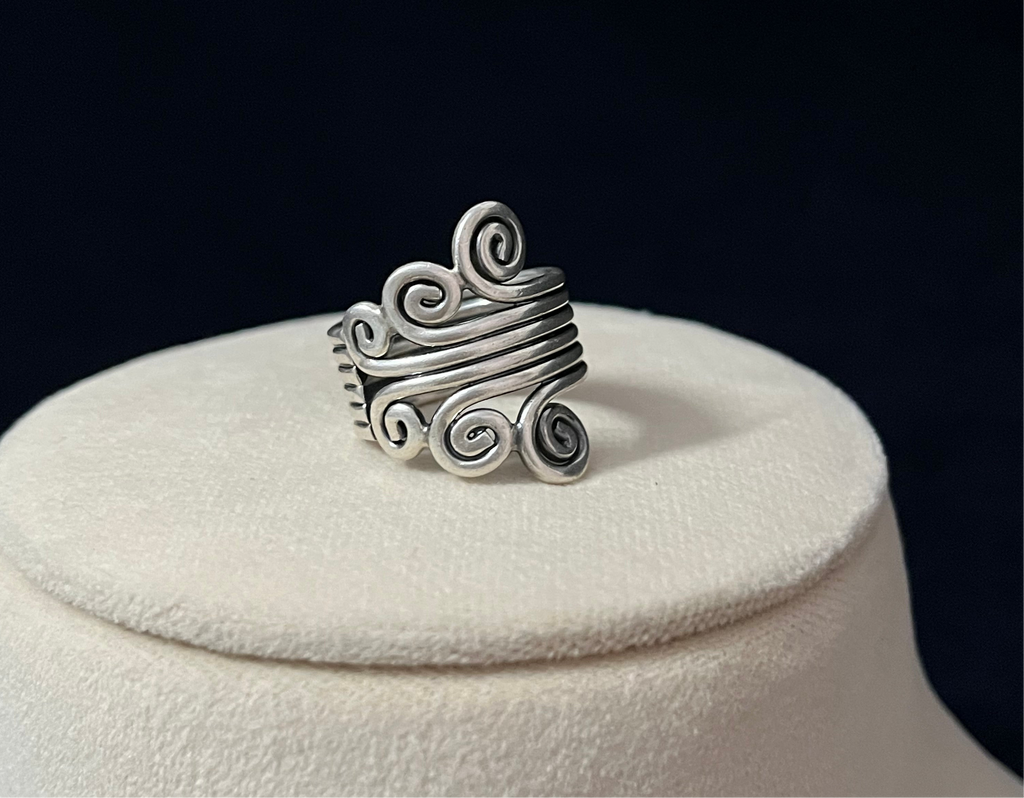 Wind Wave Statement Ring