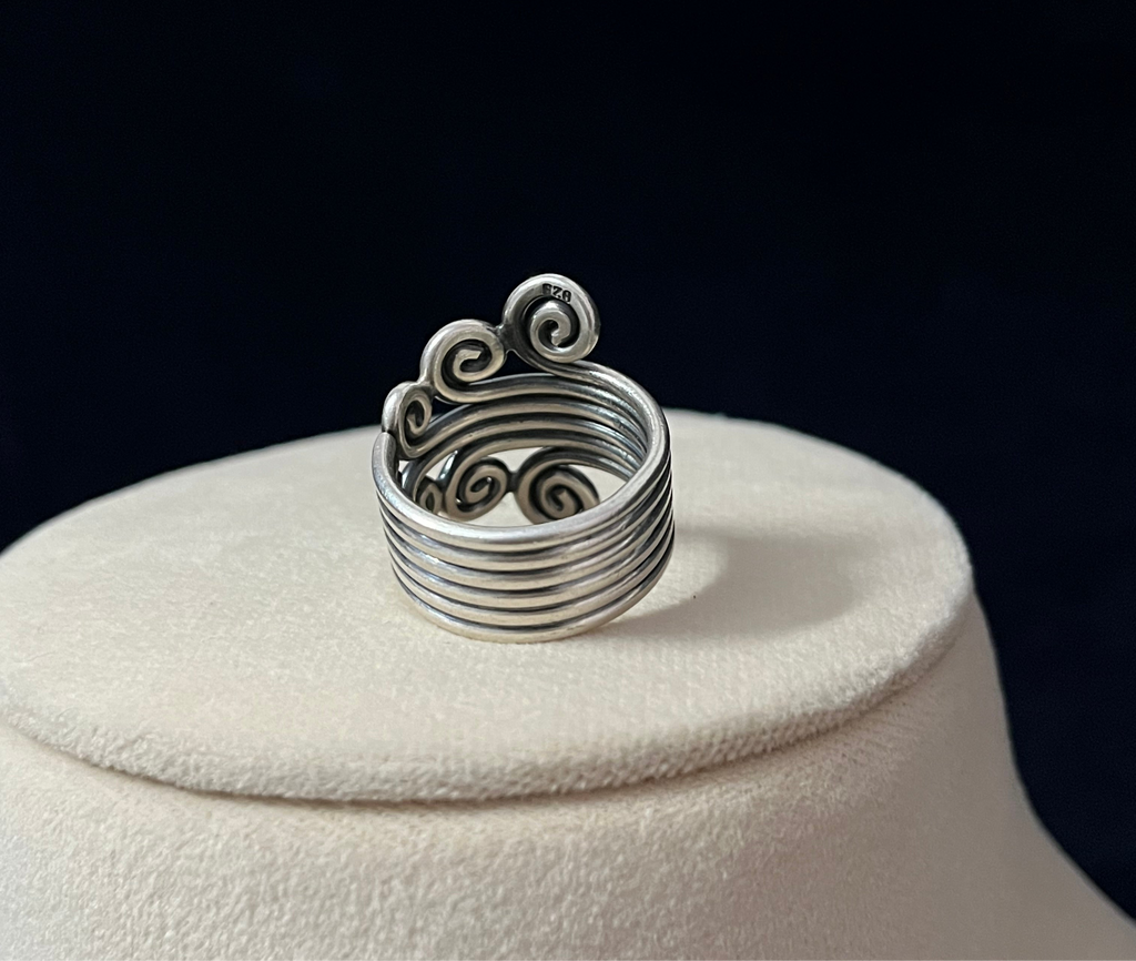 Wind Wave Statement Ring