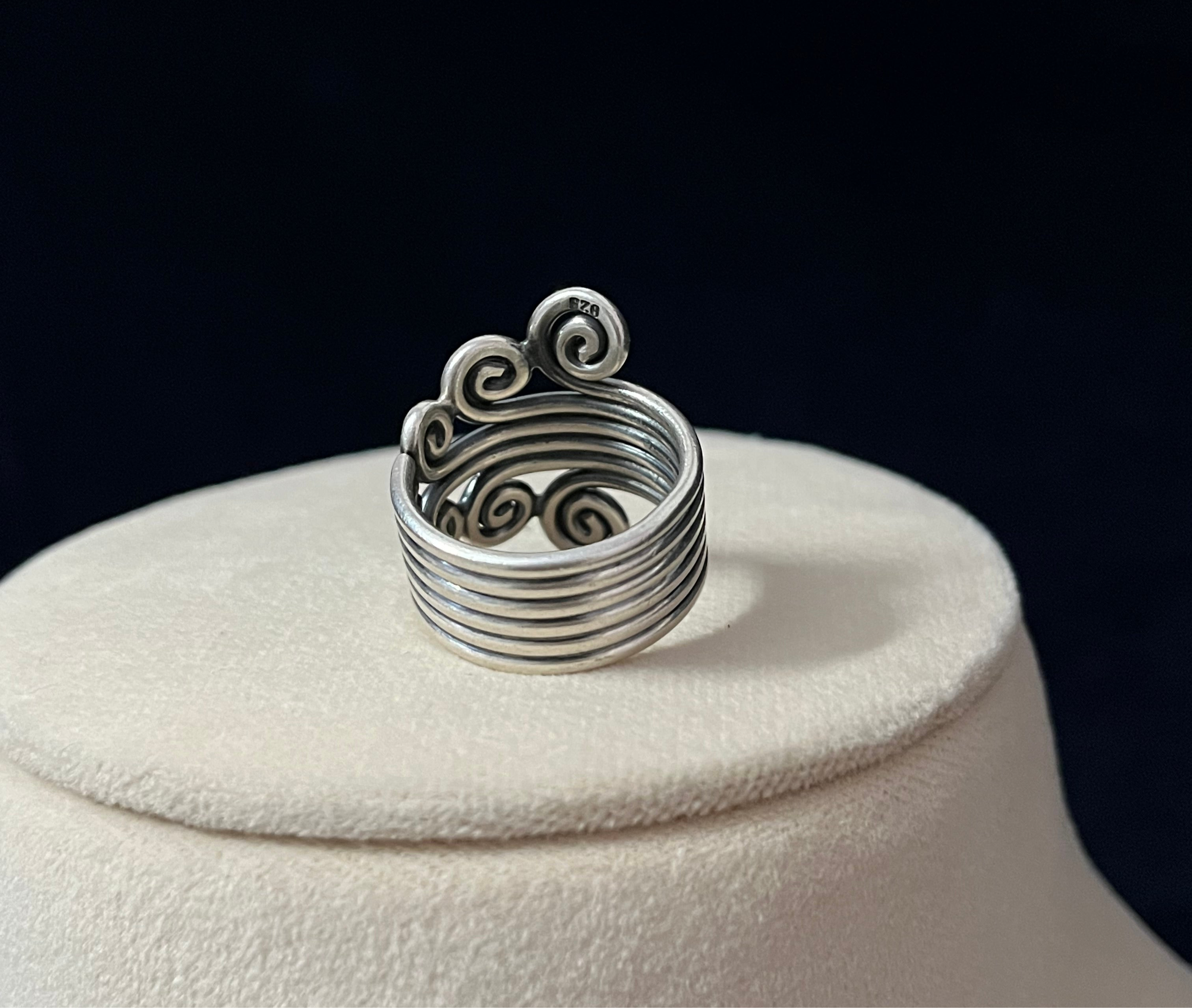 Wind Wave Statement Ring
