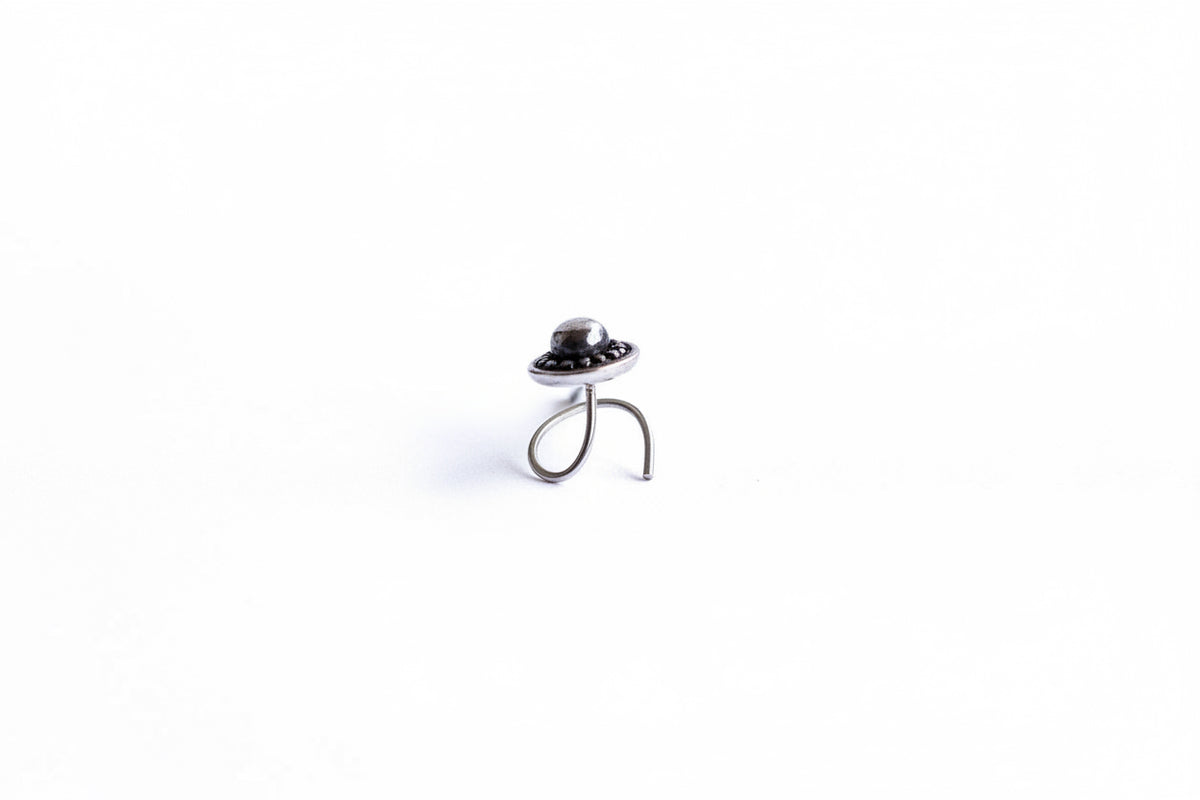 Pearl Nose Pin (Pierce)