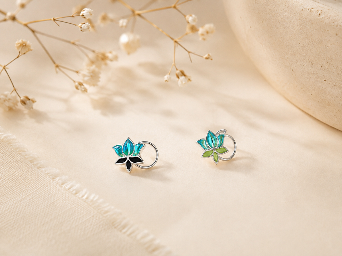 Enamel Lotus Nose Pin ( Pierce )