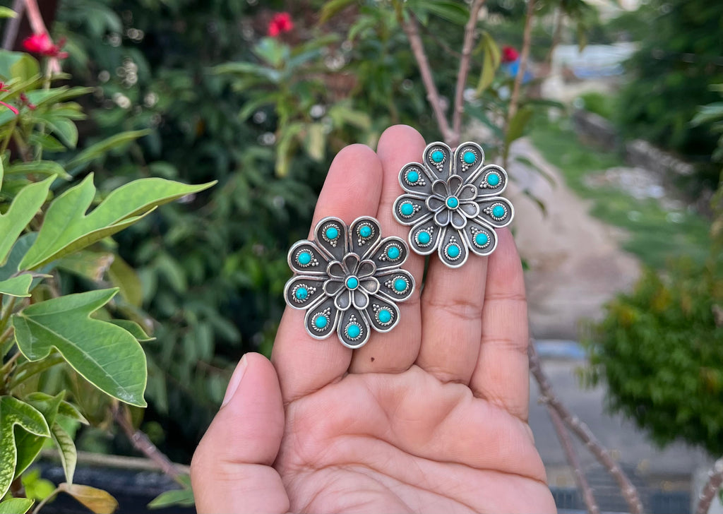 Detailed Turquoise Flower Stud Earring