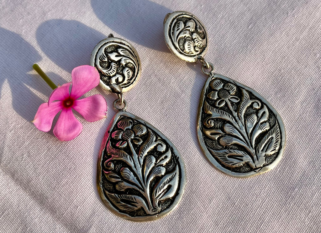 Chitai Drop Hook Earring