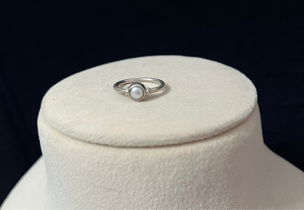 Pearl Ring