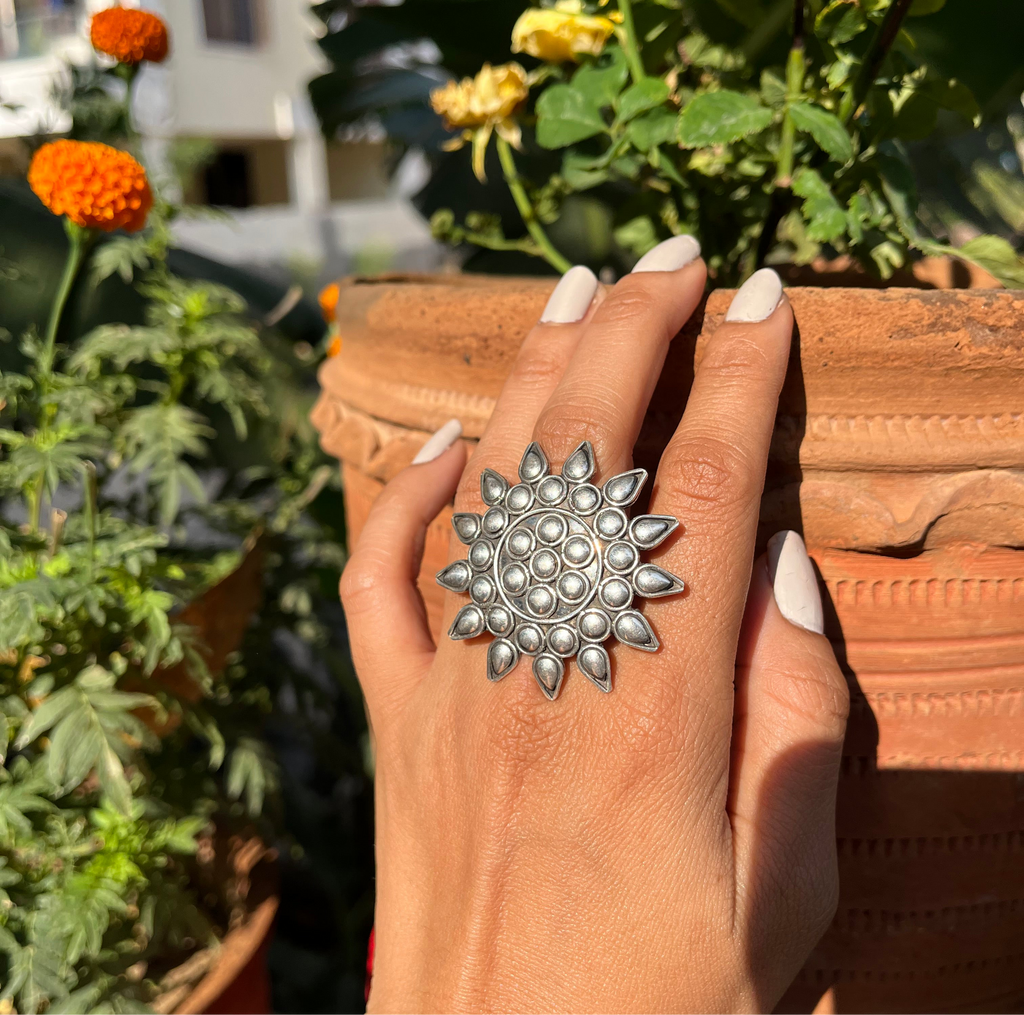 Stunning Sunflower Ring