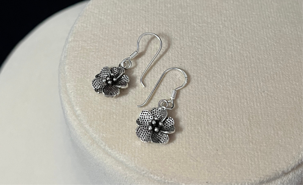 Minimal Flower Drop Earring