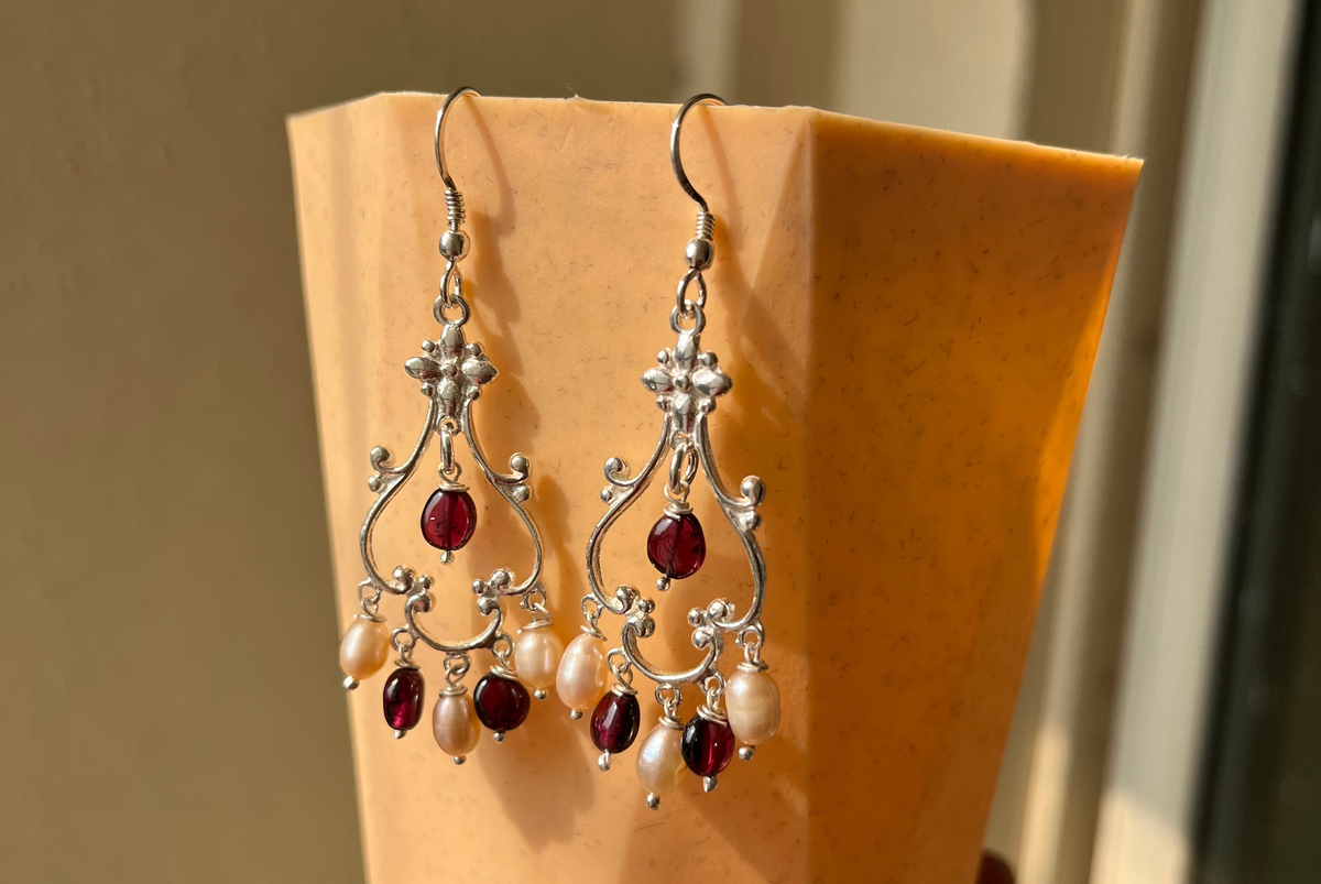 Pearl and Garnet Drop Earring
