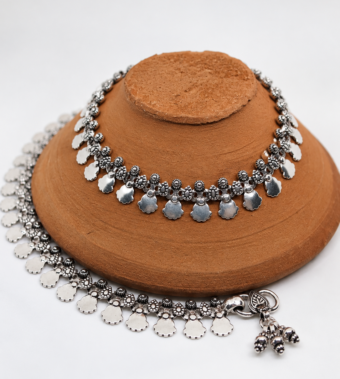 Antique Snowdrop Anklet