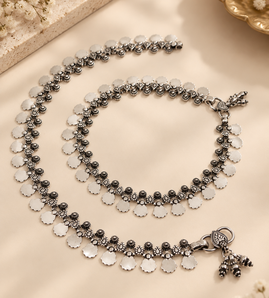 Antique Snowdrop Anklet