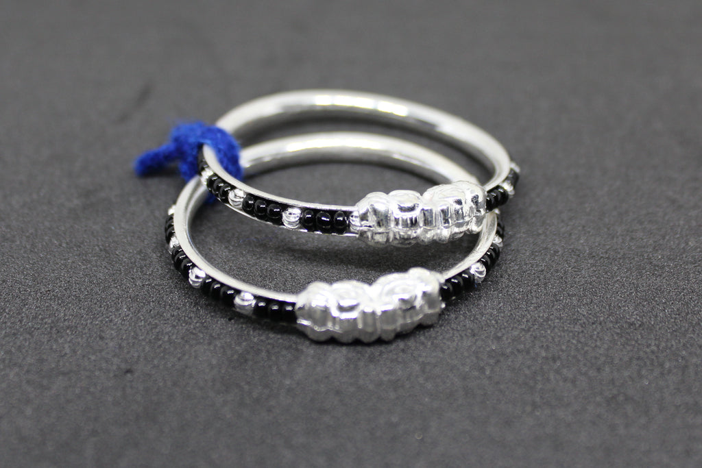 Black and Silver Beads kada