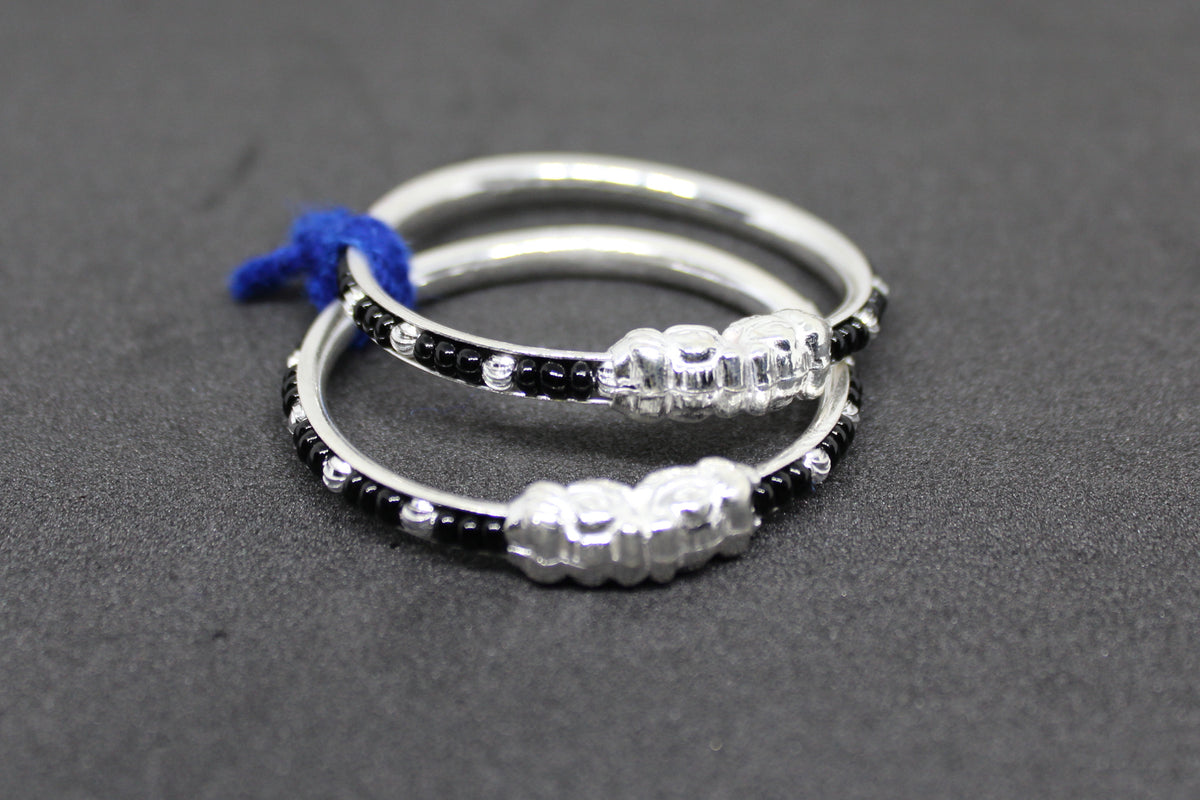 Black and Silver Beads kada
