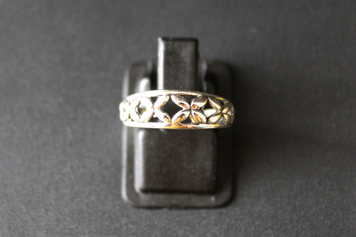 Blooming Jasmine array Ring