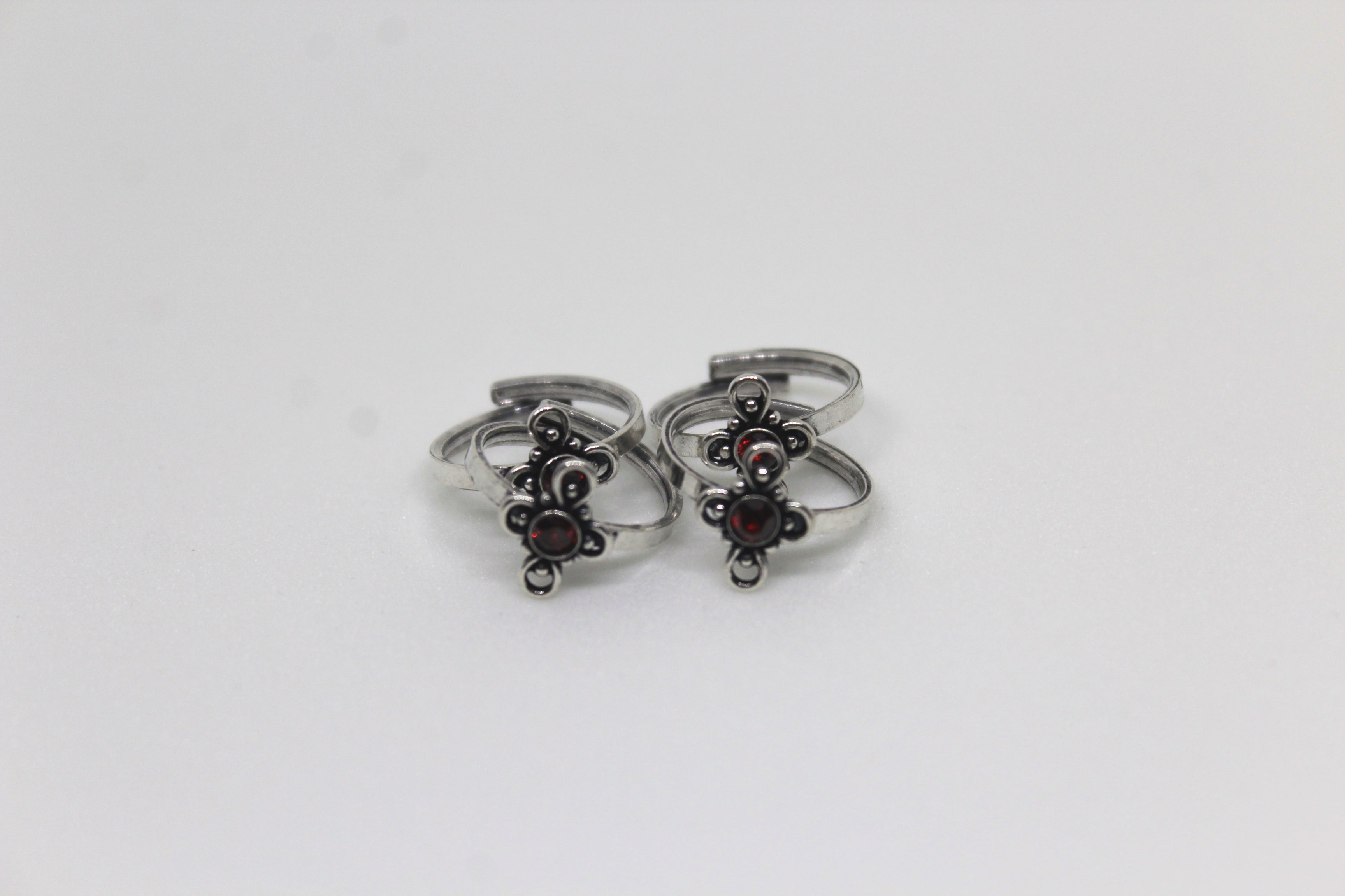 Red Stone flower Toe Ring