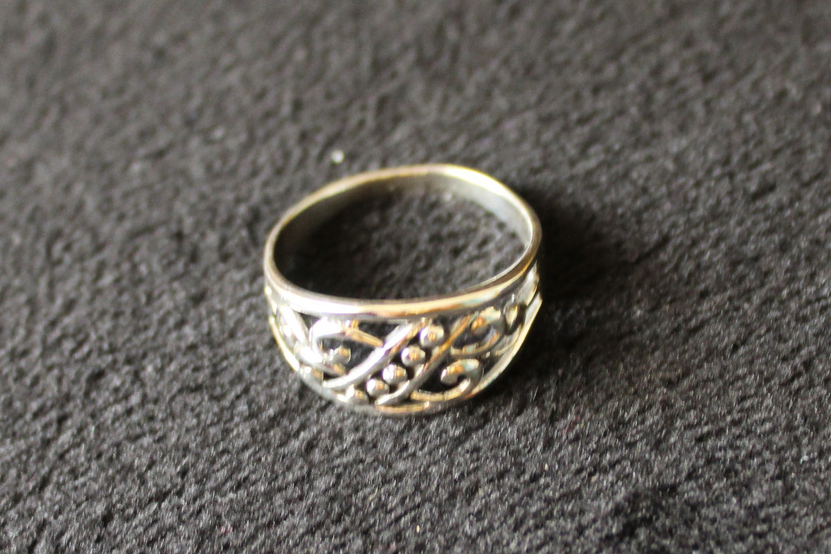 Filigree & Rawa Ring