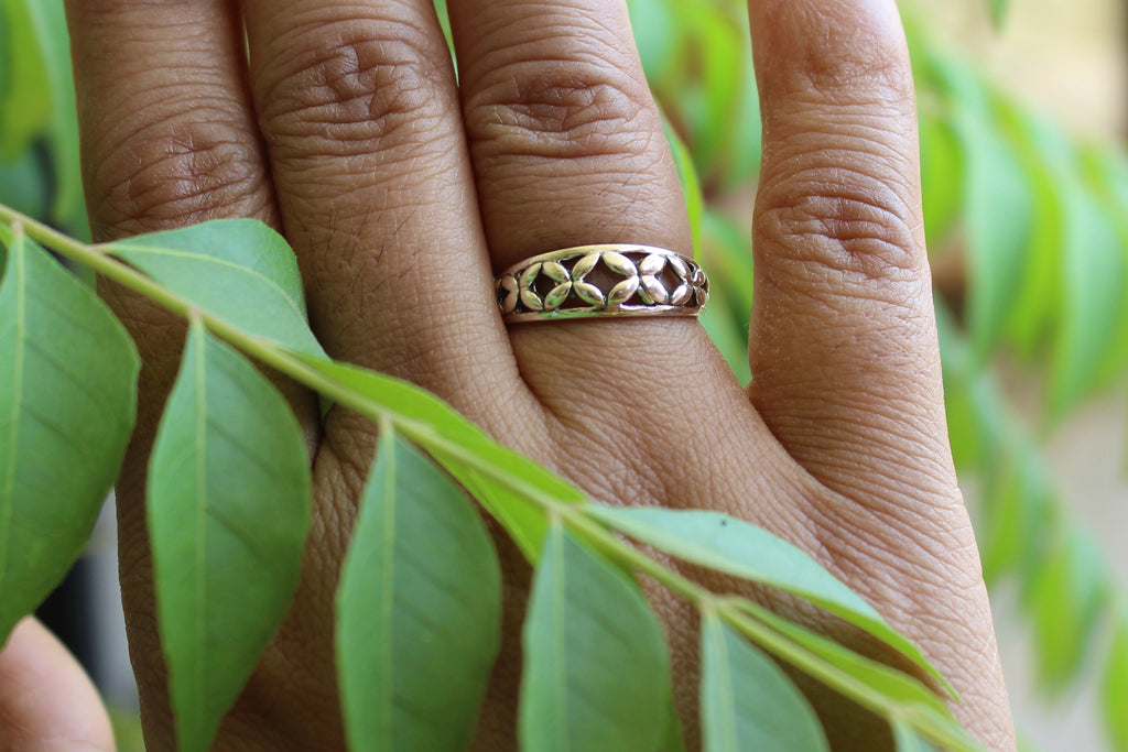 Blooming Jasmine array Ring