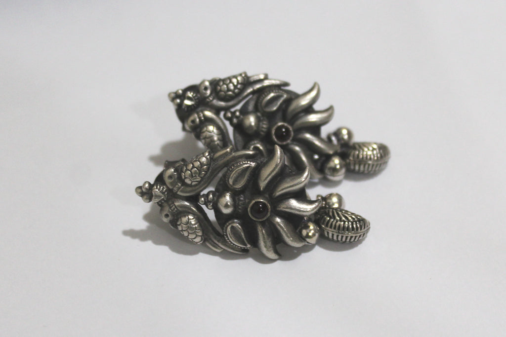Parrot Love Birds Kempa Studs With Hanging