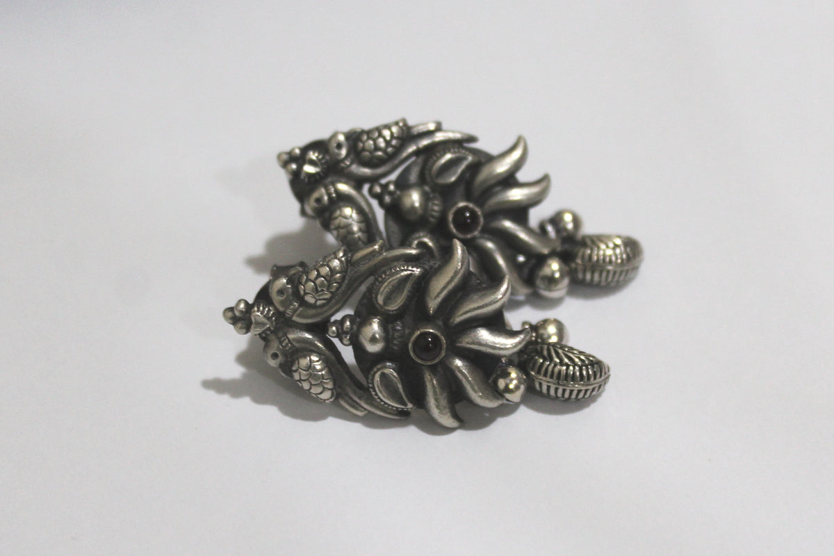 Parrot Love Birds Kempa Studs With Hanging
