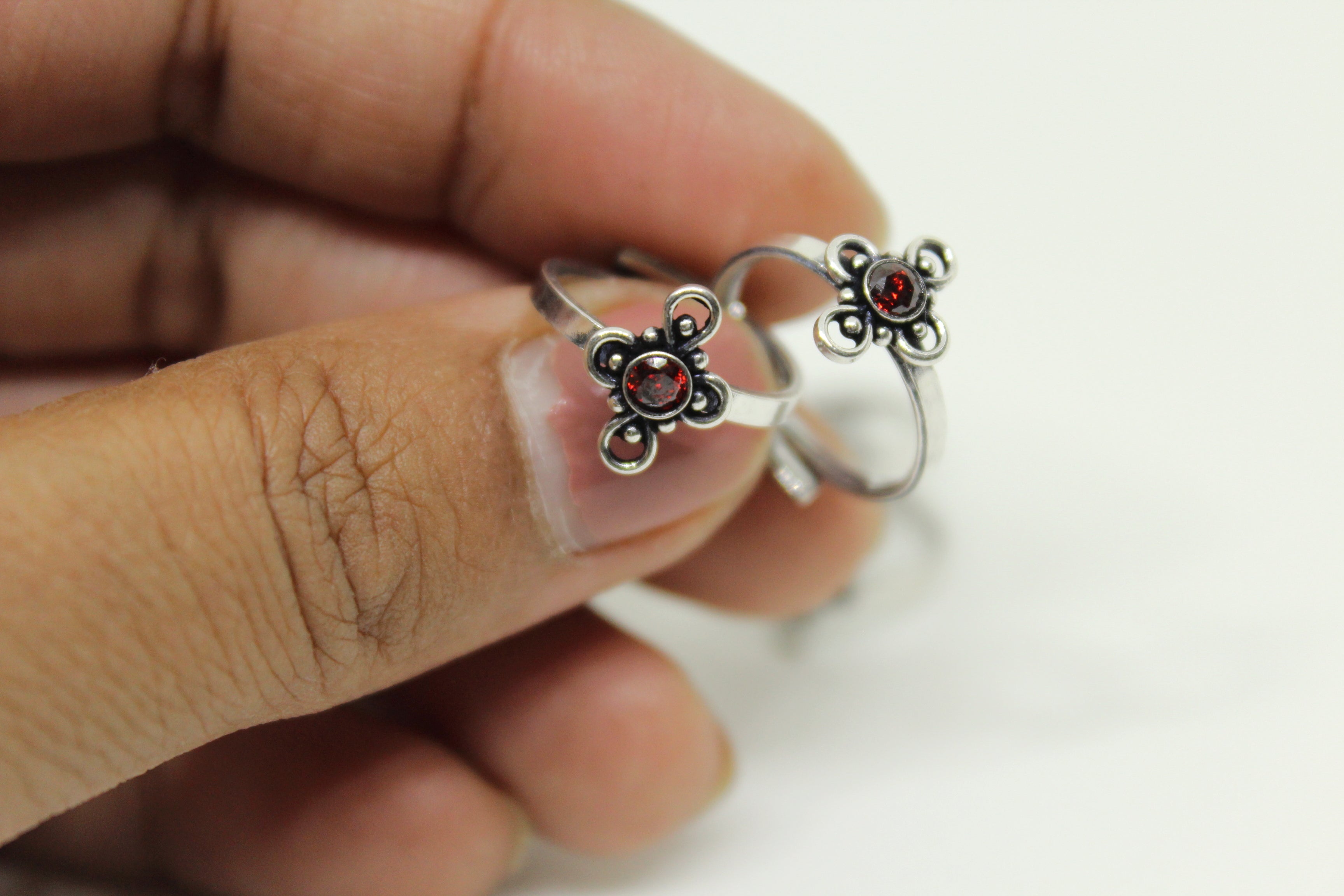 Red Stone flower Toe Ring