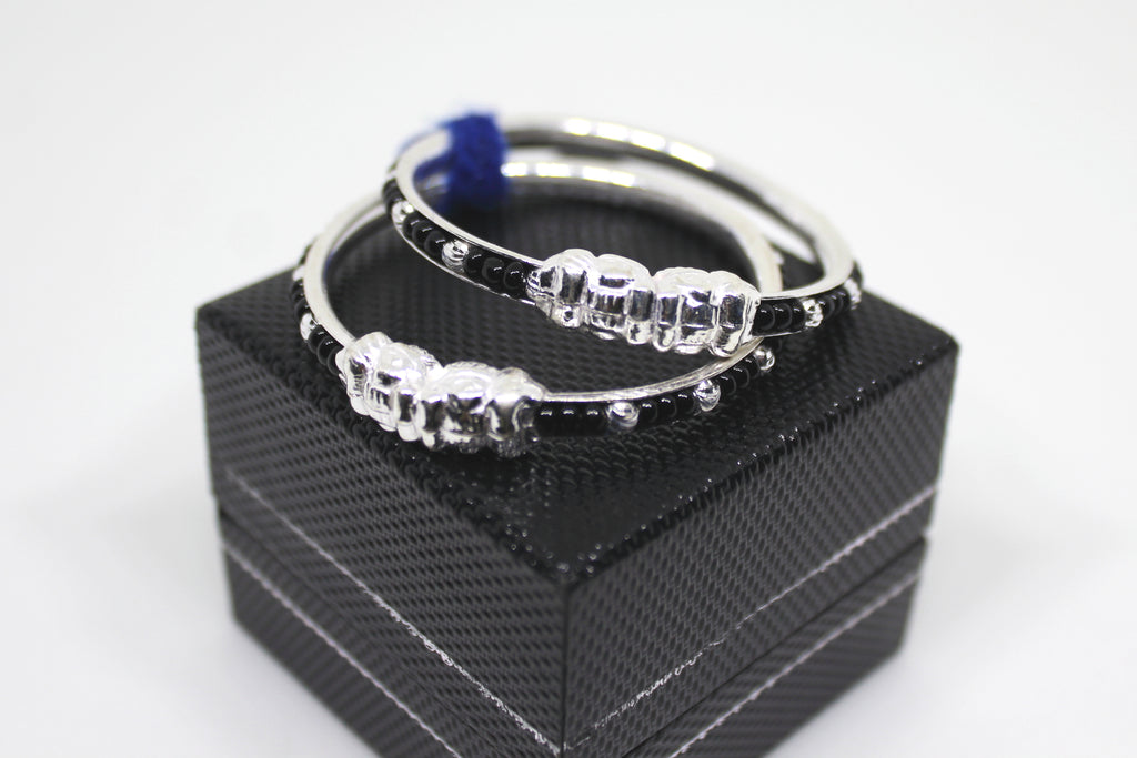 Black and Silver Beads kada