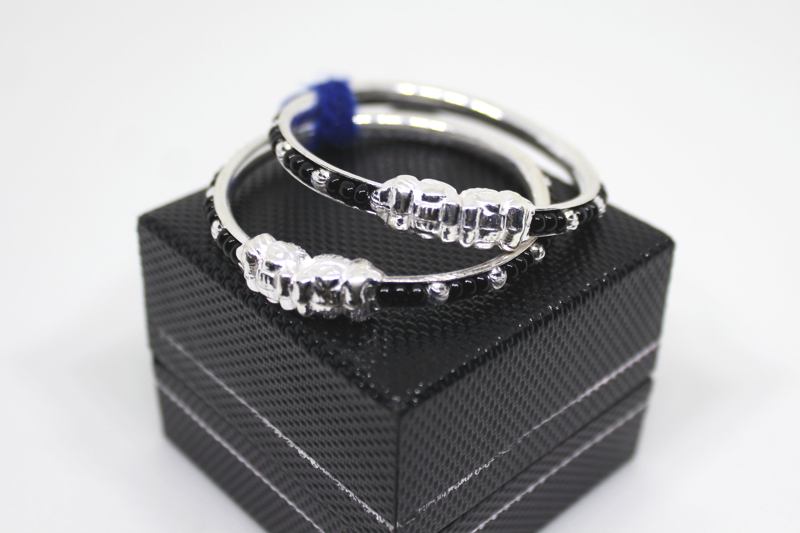 Black and Silver Beads kada