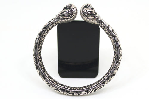 Chitai Peacock Statement Kada