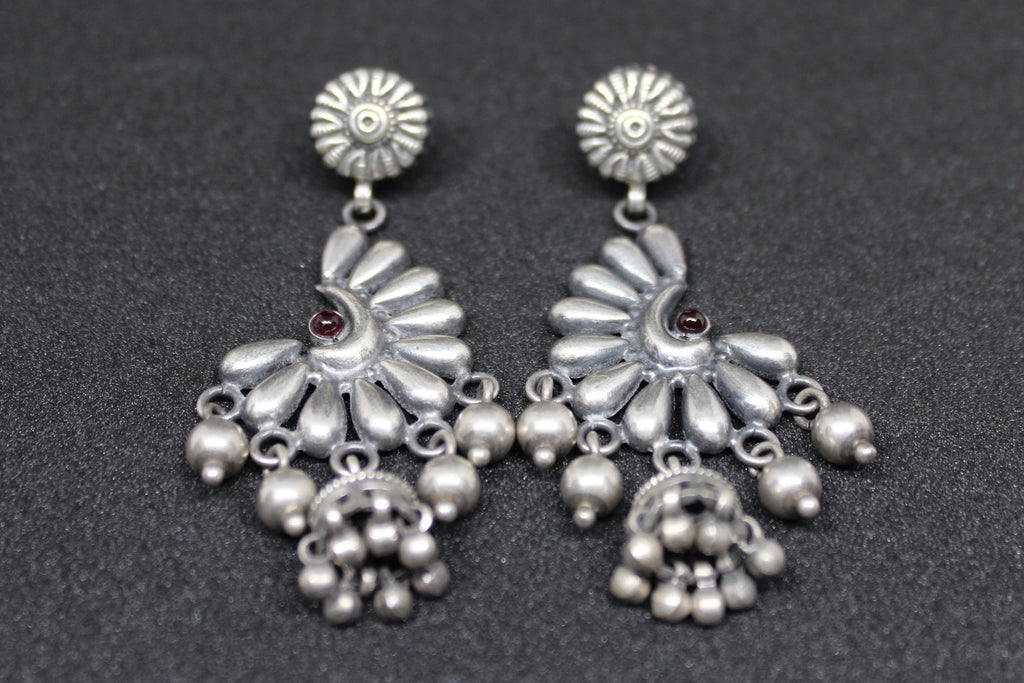 Half Moon Kemp Flower With Small Jhumka