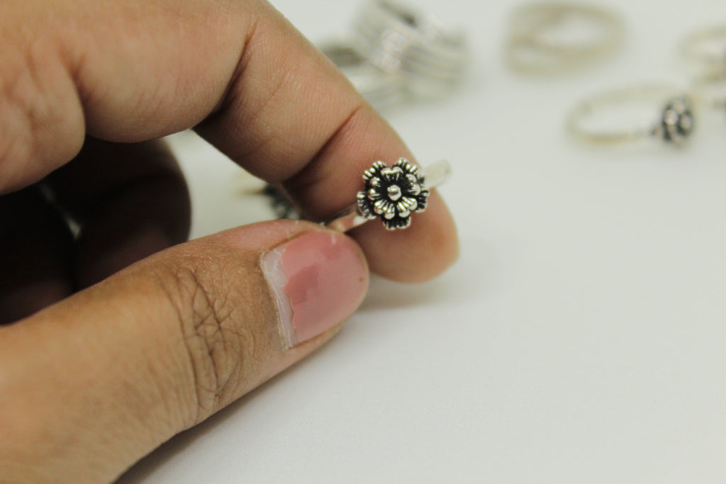 Marigold Flower Toe Ring