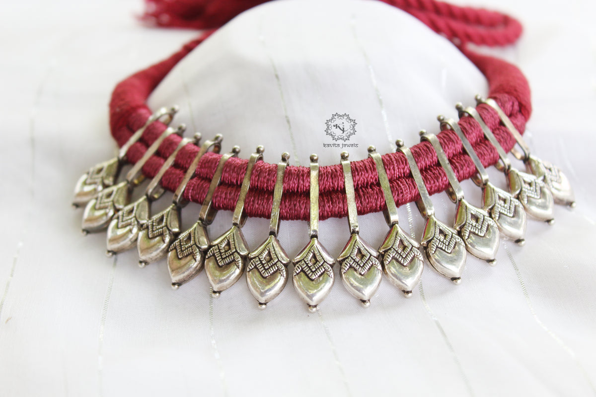 Flower Drop Red Thread Necklace