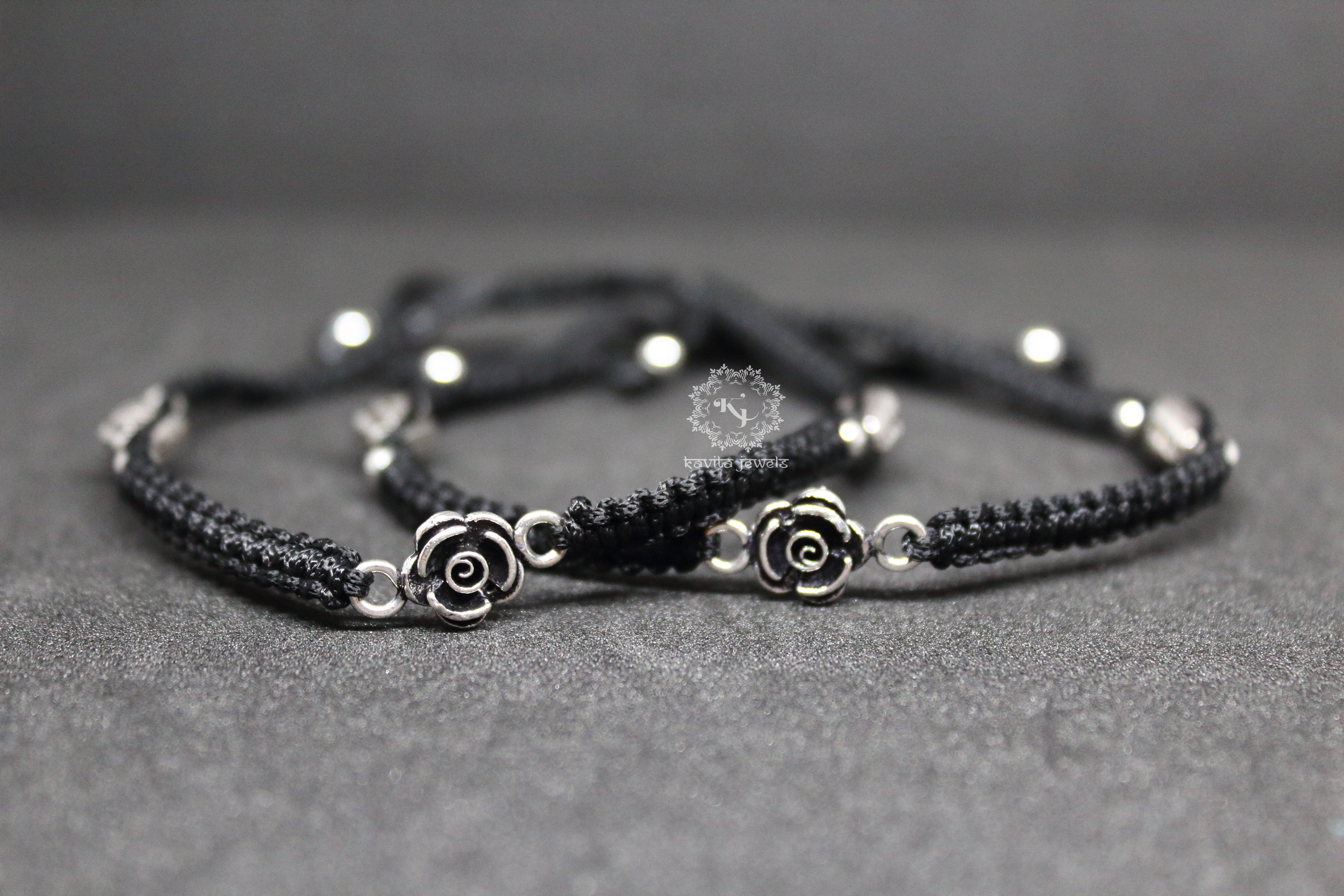 Rose Motif Thread Anklet