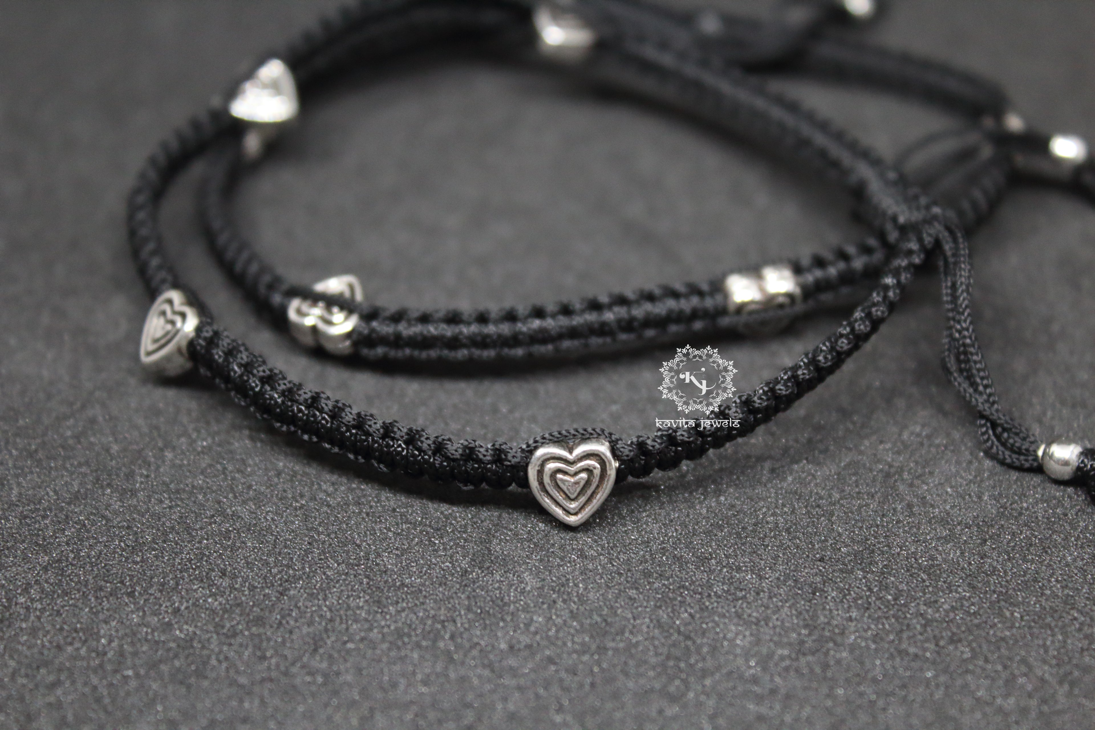 Heart Motif Thread Anklet