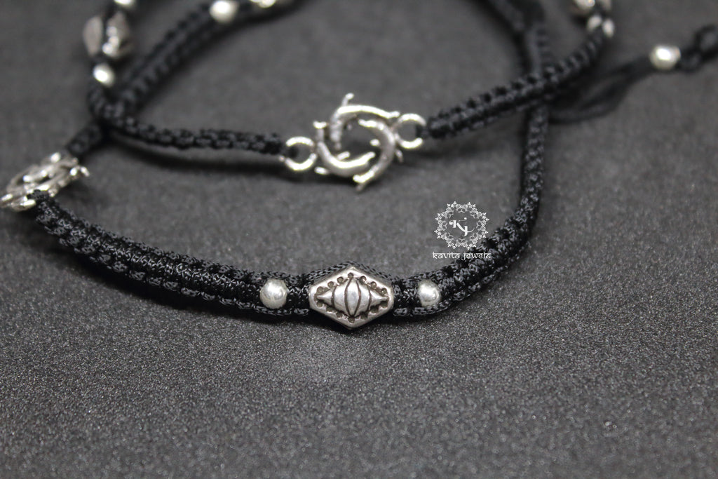 Dolphin Trio Thread Anklet