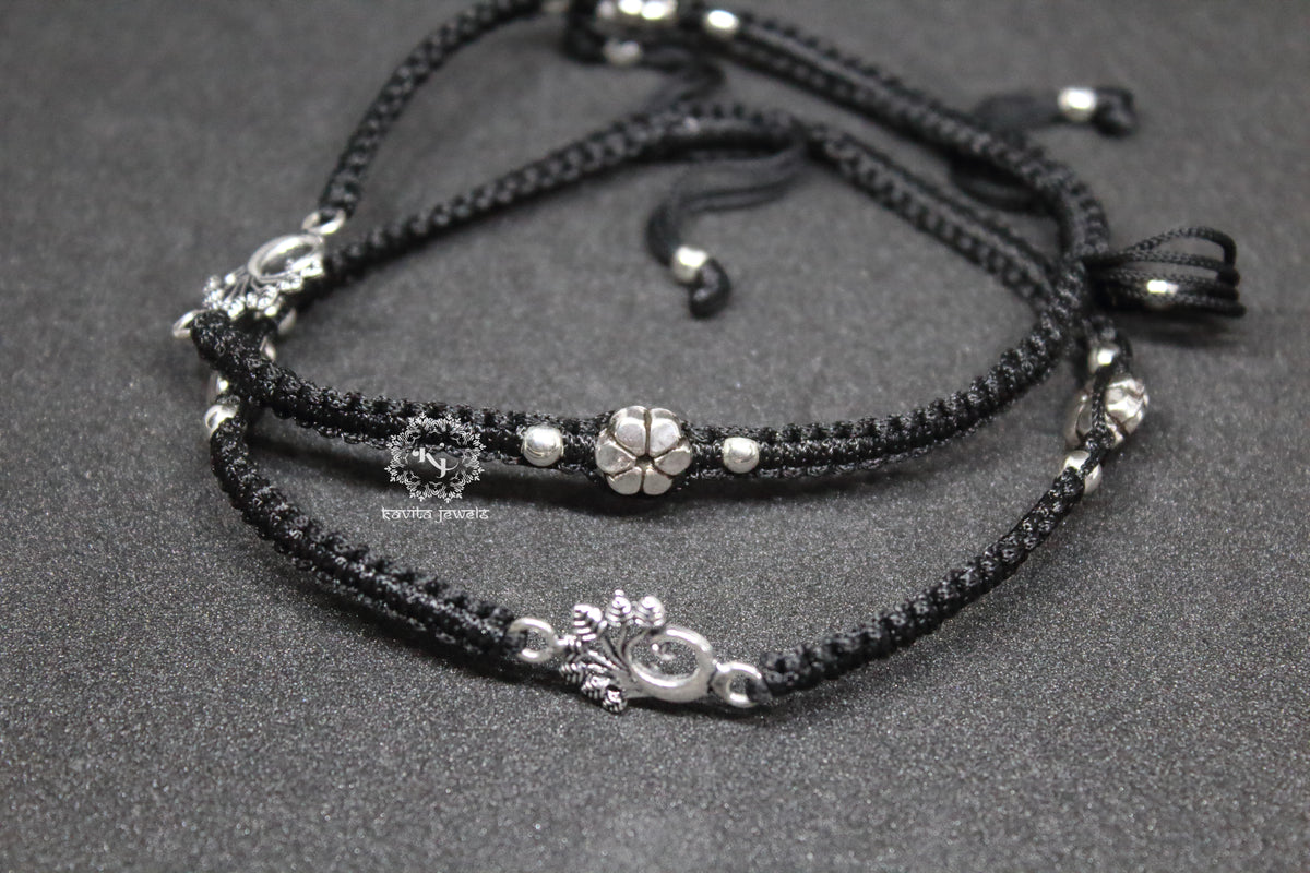 Dancing Peacock And Flower Thread Anklet