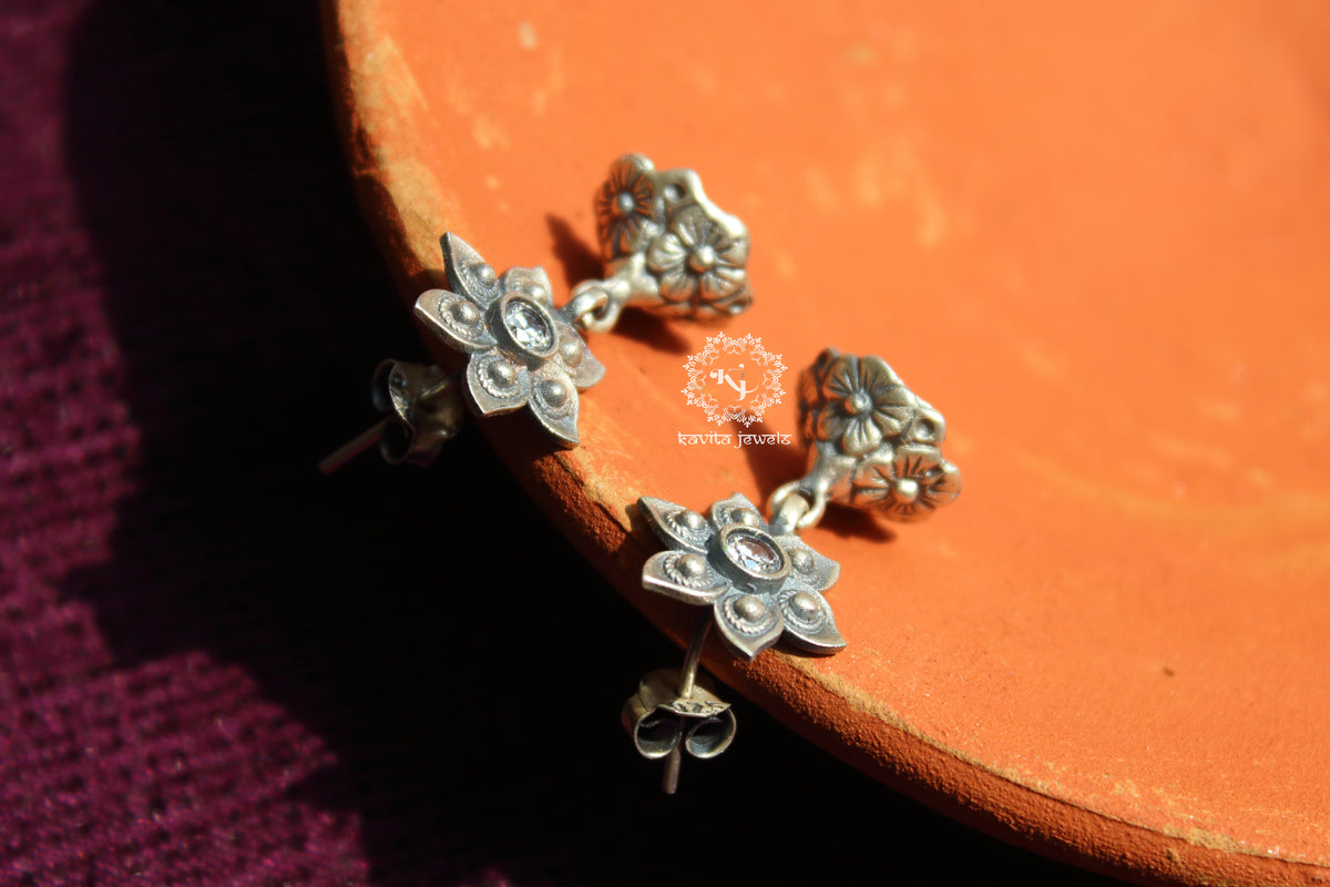 Pearl Drop Floral Jhumka
