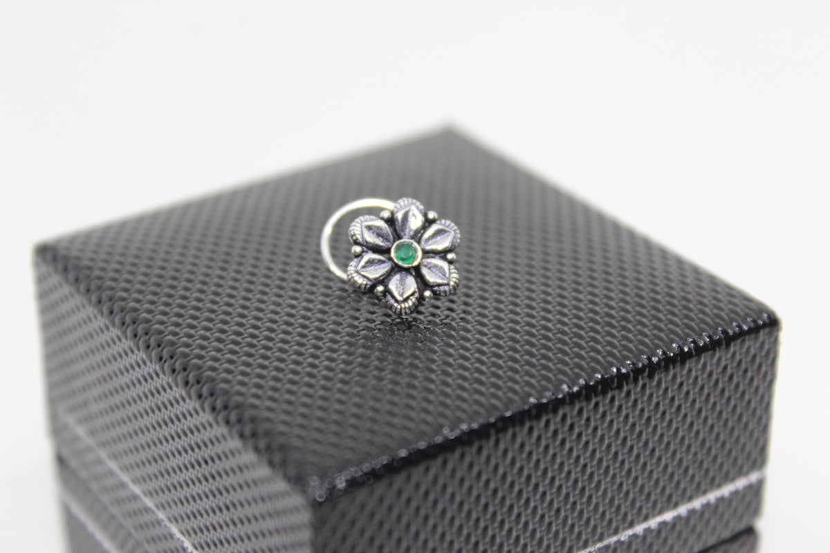 Flower Nose pin(Green)