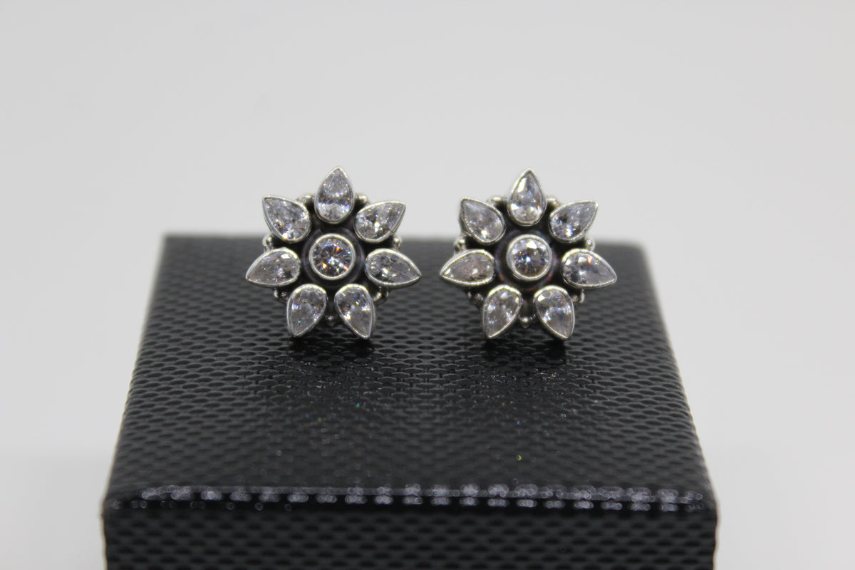 Flower Shape Cut Stone Stud Earrings